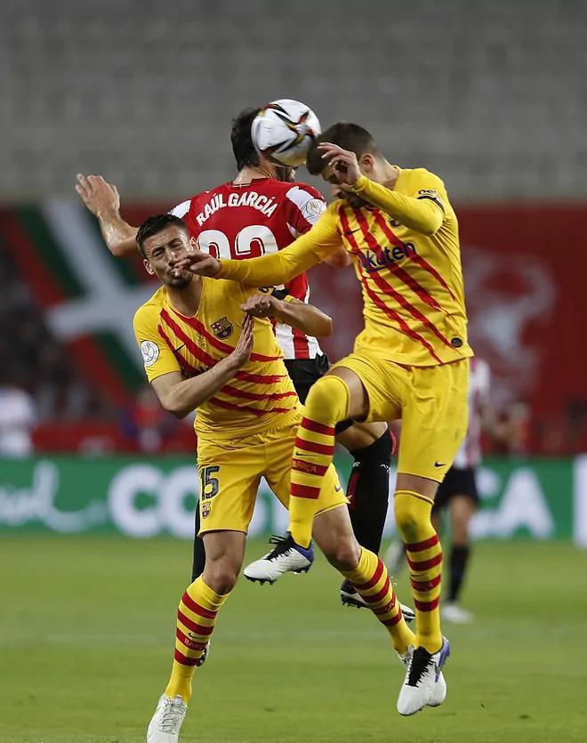 开云体育-今晚国王杯传出新动向；新疆广汇战术微调；管理层表态：赛场秩序良好；年轻球员得到机会的简单介绍